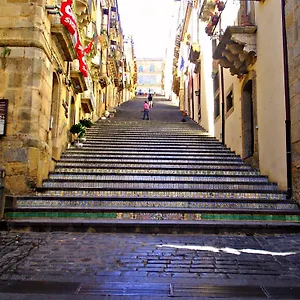 Palazzo Aprile 2* Caltagirone